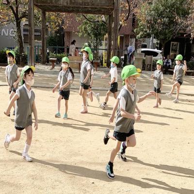 子どもたちの体力向上、運動遊びについて 《大阪市中央区心斎橋、長堀橋にある学べる保育園HUGキッズ》