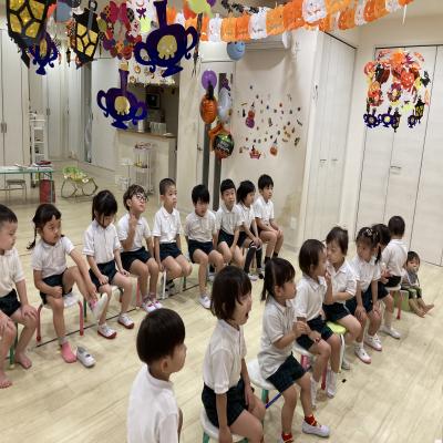 今日は英語をしました！《大阪市中央区心斎橋、長堀橋にある学べる保育園》