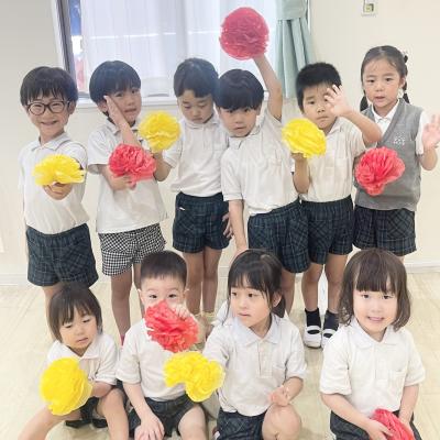 リトミックをしましたよ！ 《大阪市中央区心斎橋、長堀橋にある学べる保育園HUGキッズ、一時預かり》