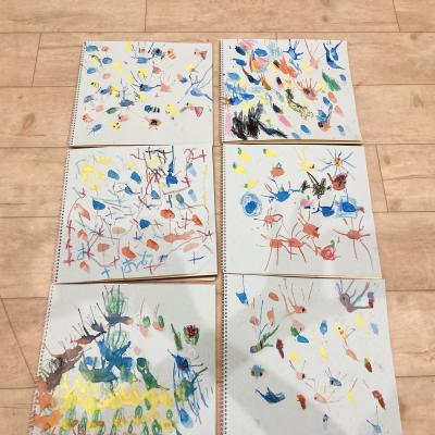 絵画をしました！《大阪市中央区心斎橋、長堀橋にある学べる保育園HUGキッズ、一時預かり》