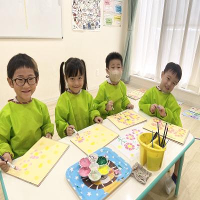 絵画をしました！《大阪市中央区長堀橋、心斎橋にある学べる保育園》