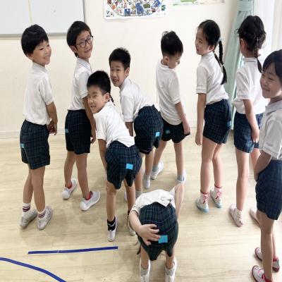 運動あそびをしました。 《大阪市中央区心斎橋、長堀橋にある学べる保育園HUGキッズ、一時預かり》