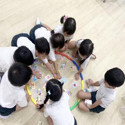 ひらがなのお勉強をしました！《大阪市中央区心斎橋、長堀橋にある学べる保育園HUGキッズ、一時預かり》