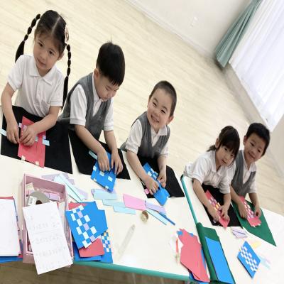 鯉のぼり制作をしました！ 《大阪市中央区心斎橋、長堀橋にある学べる保育園HUGキッズ、一時預かり》