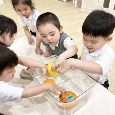 感覚学習《大阪市中央区心斎橋、長堀橋にある学べる保育園HUGキッズ、一時預かり》