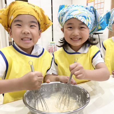 クッキングをしました！ 《大阪市中央区心斎橋、長堀橋にある学べる保育園HUGキッズ、一時預かり》