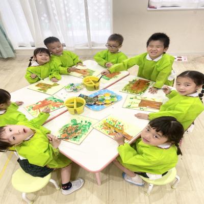 絵画をしました！ 《大阪市中央区心斎橋、長堀橋にある学べる保育園HUGキッズ、一時預かり》