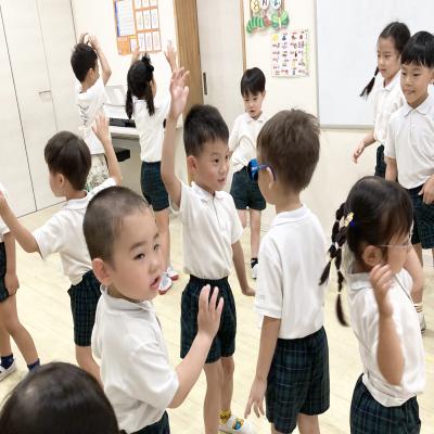 盆踊りの練習が始まりました！《大阪市中央区心斎橋、長堀橋にある学べる保育園HUGキッズ、一時預かり》
