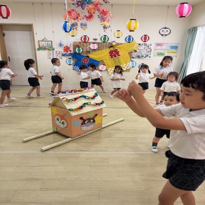夏まつりごっこをしました！《大阪市中央区心斎橋、長堀橋にある学べる保育園》