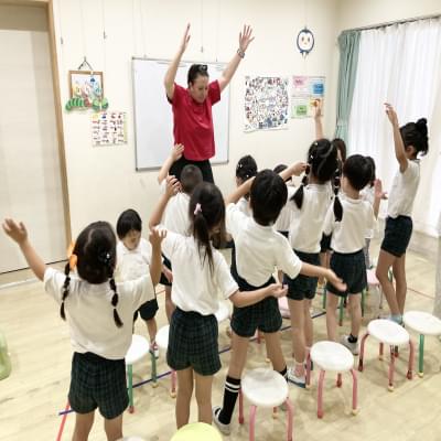 イングリッシュをしました！ 《大阪市中央区心斎橋、長堀橋にある学べる保育園HUGキッズ、一時預かり》