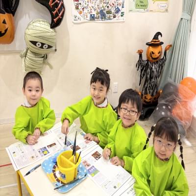 クラフトをしました！ 《大阪市中央区心斎橋、長堀橋にある学べる保育園HUGキッズ、一時預かり》